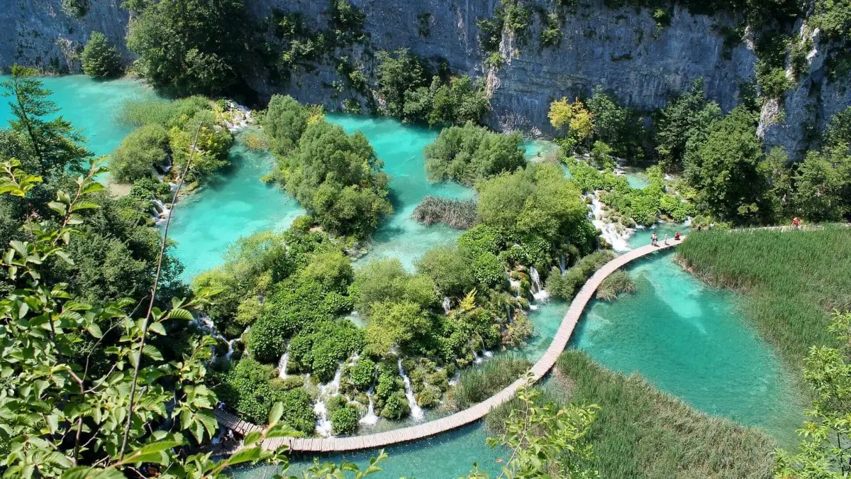 Croatia itinerary 10 days - Plitvice Lakes National Park