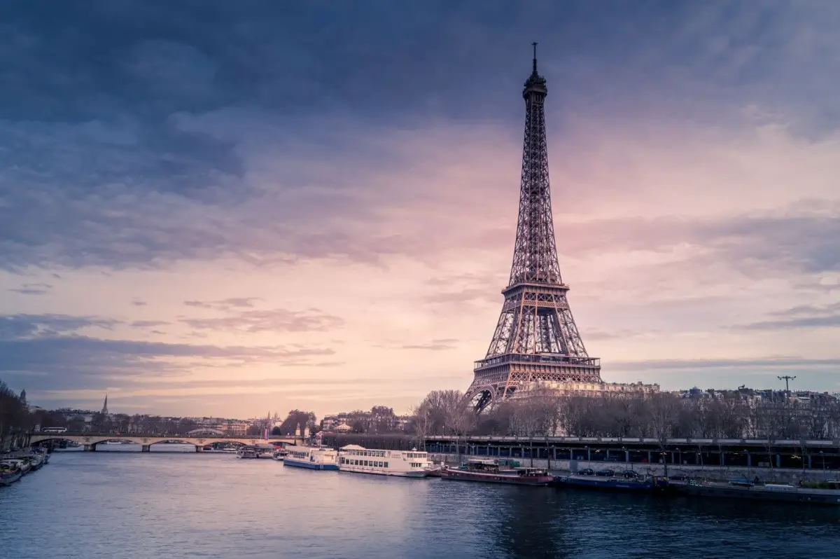 Books about Wanderlust - Paris France