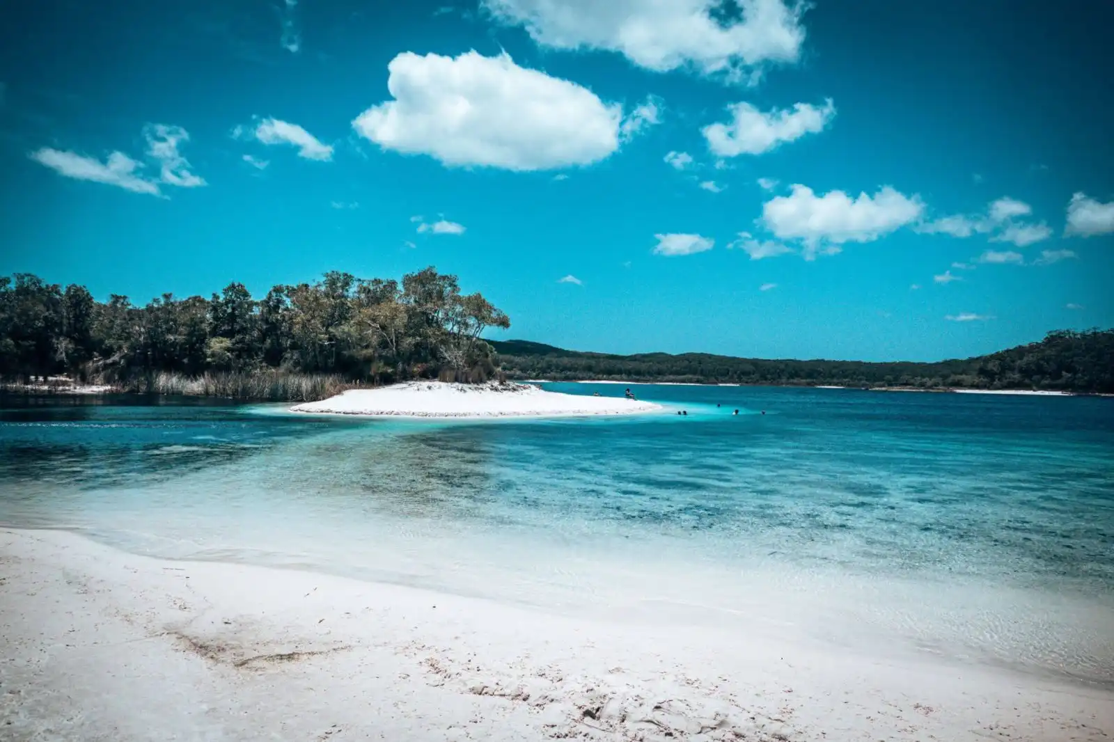 Lake Mckenzie on Fraser Island