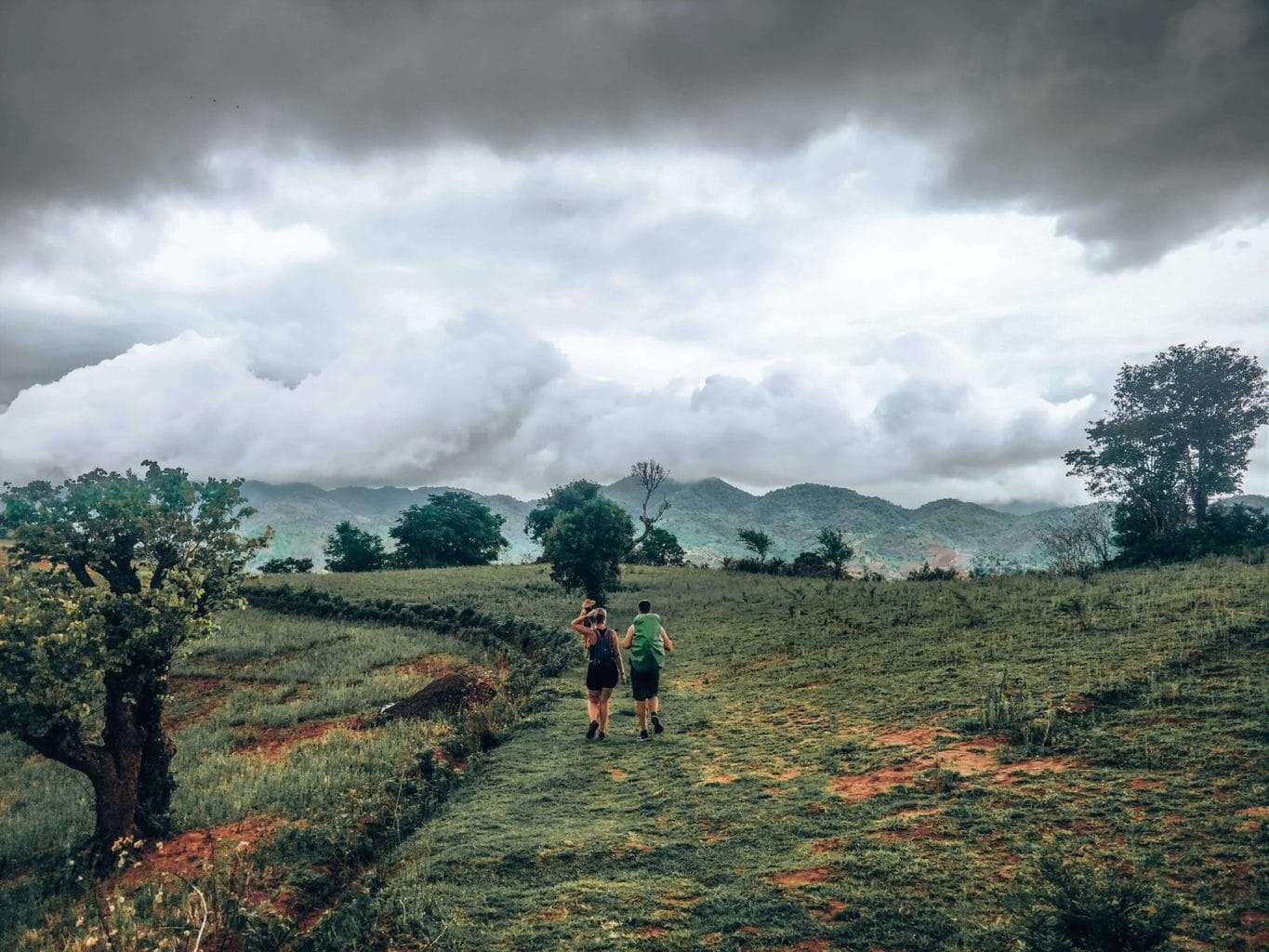 Picture of hikers in Inle Lake, Myanmar