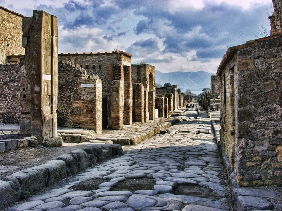 Pompeii destroyed by the eruption of Vesuvius is one of the best known facts about italy