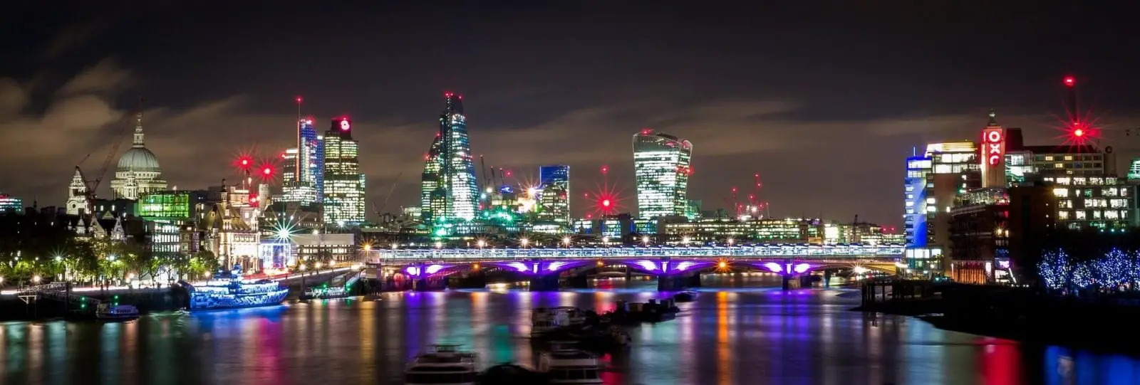 London skyline at night