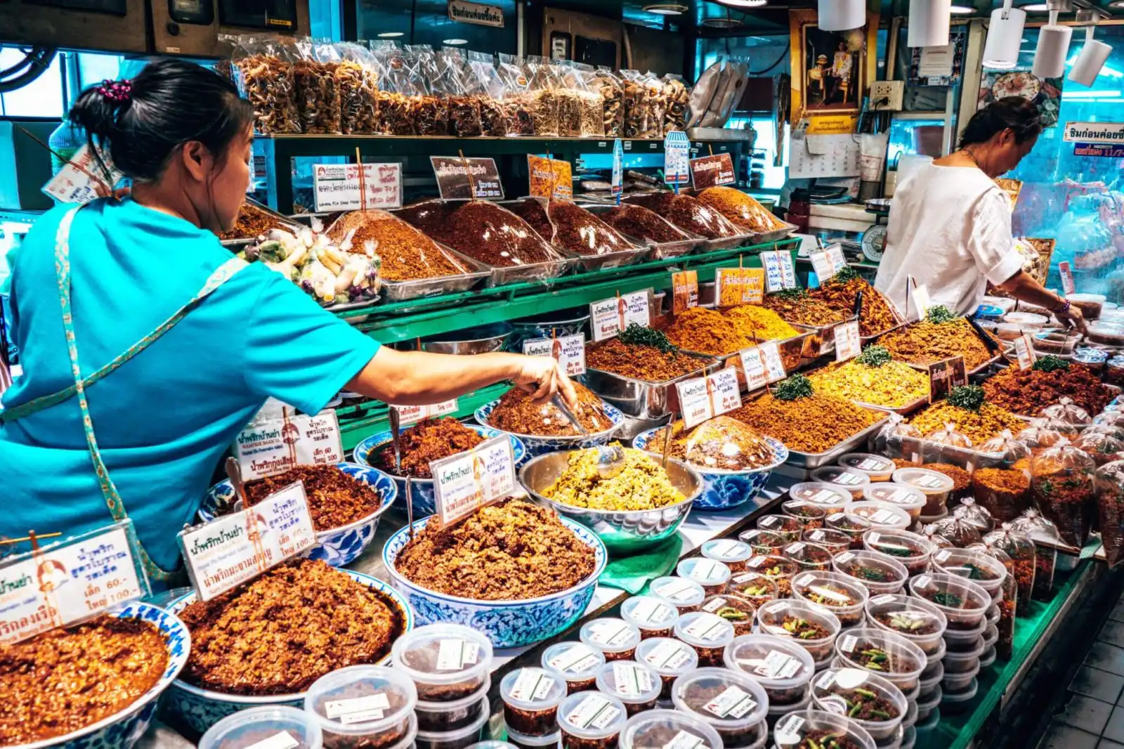 Or Kor Tor Market. Spices.