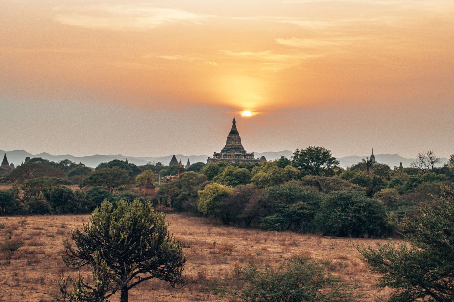 Sunrise over Shwesandaw temple Bagan