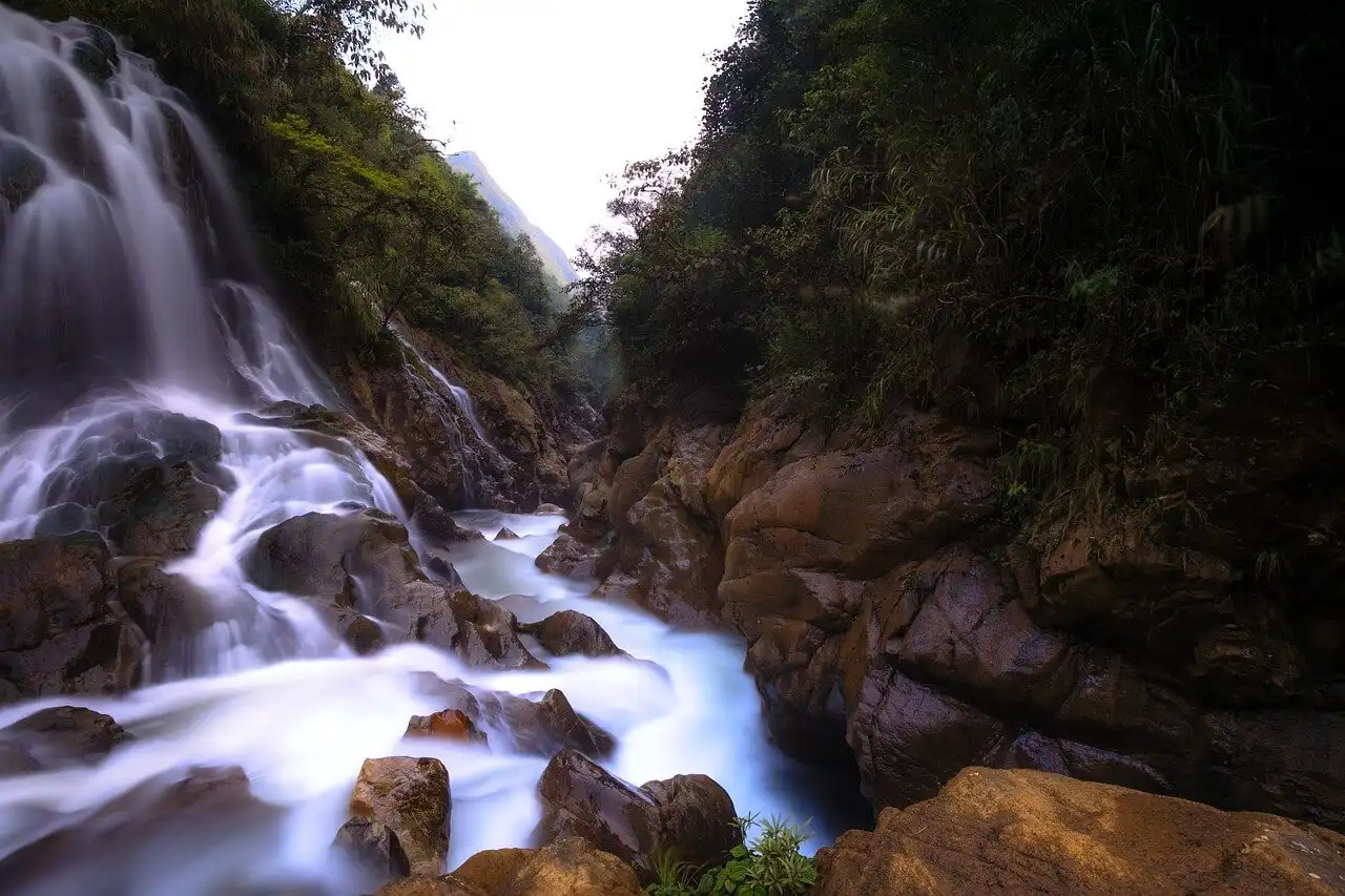 Picture of the Silver Waterfall in Sapa Vietnam