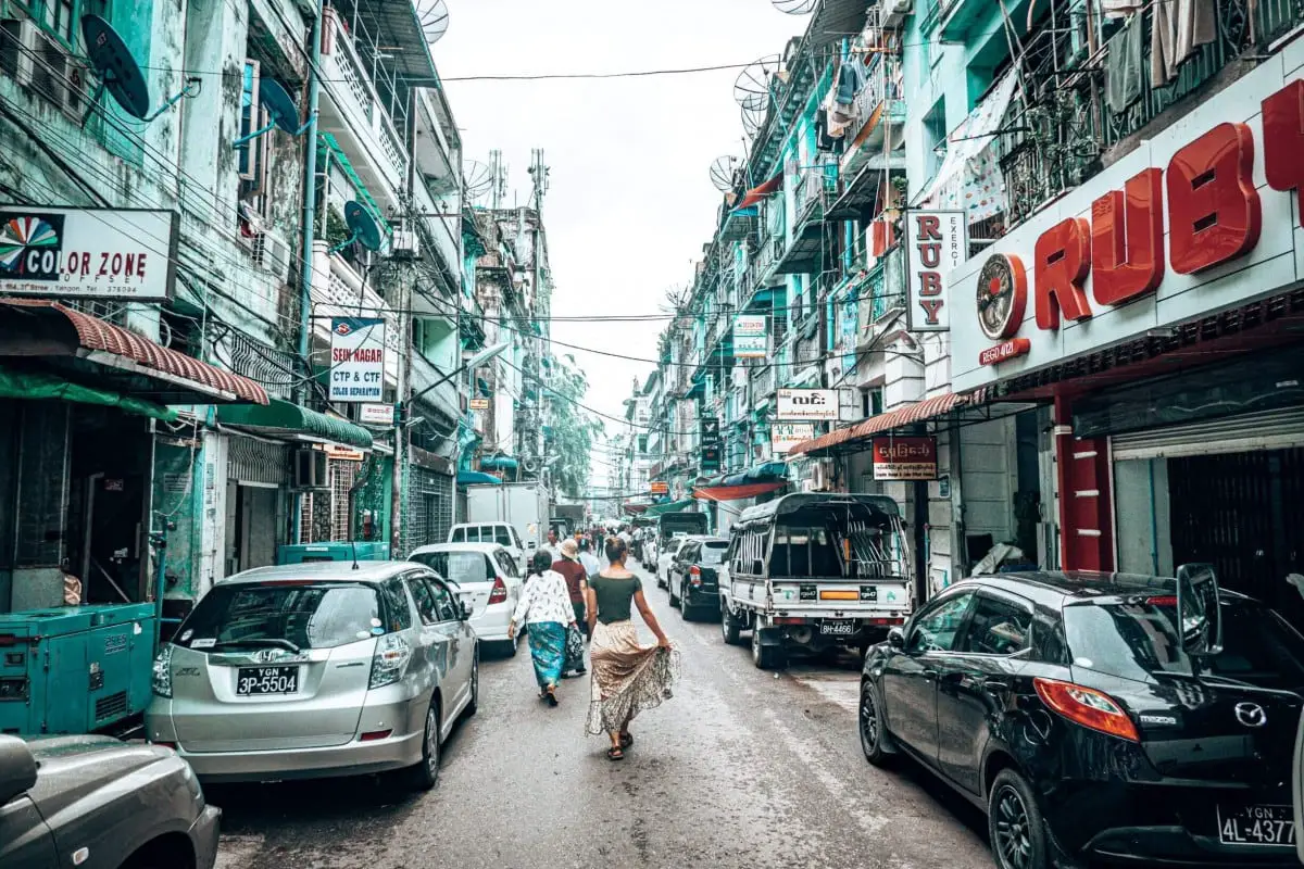 Street Art Yangon - the streets of the city