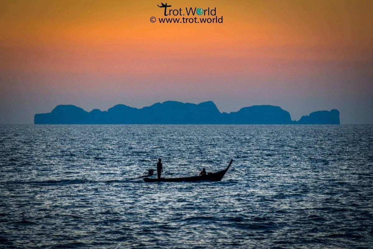 Beautiful islands in Thailand - some are still secret spots like Koh Lanta