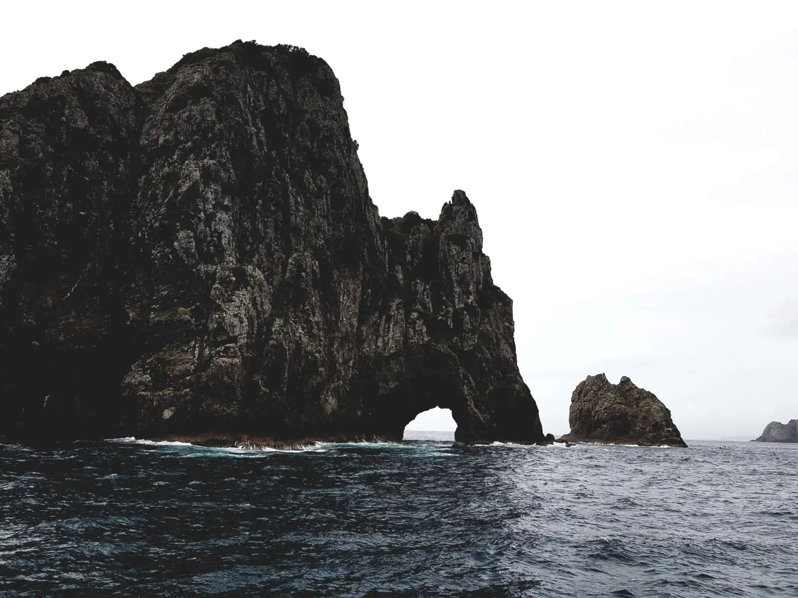 Hole in the Rock near Paihia, New Zealand