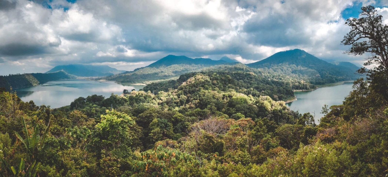 Wanagiri Hidden Hills - Twin Lake Viewpoint